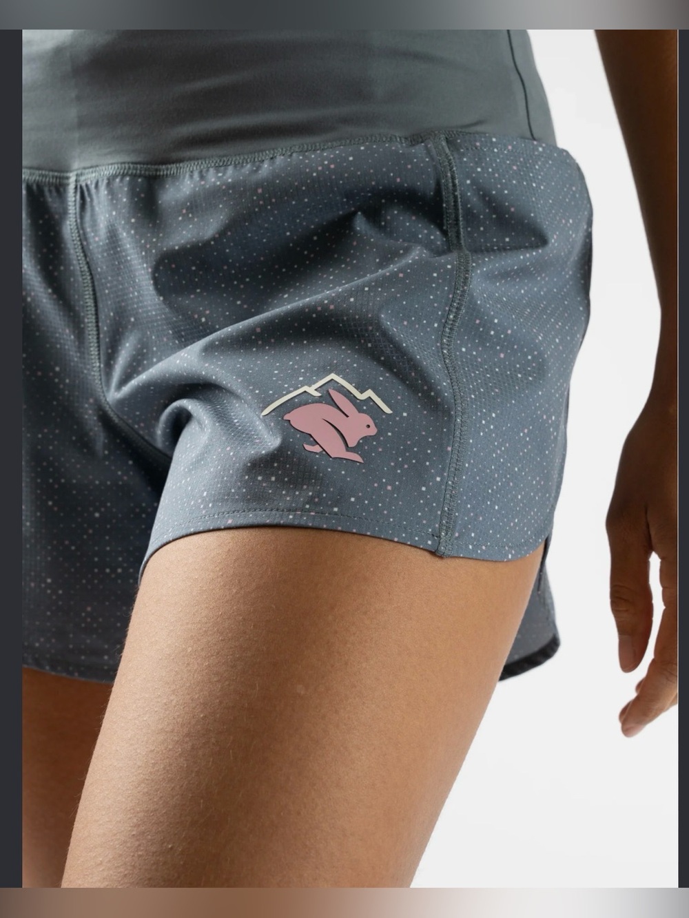 Rabbit Summit Chasers 2” Performance Running Shorts , size M